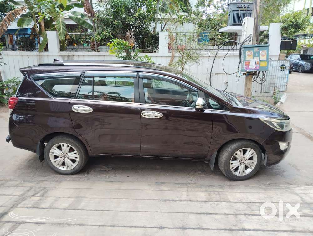 Toyota Innova Crysta 2.8 Zx At, 2016, Diesel