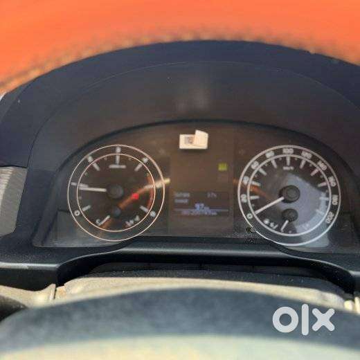 Toyota Innova Crysta 2.4 G Mt 8s, 2017, Diesel