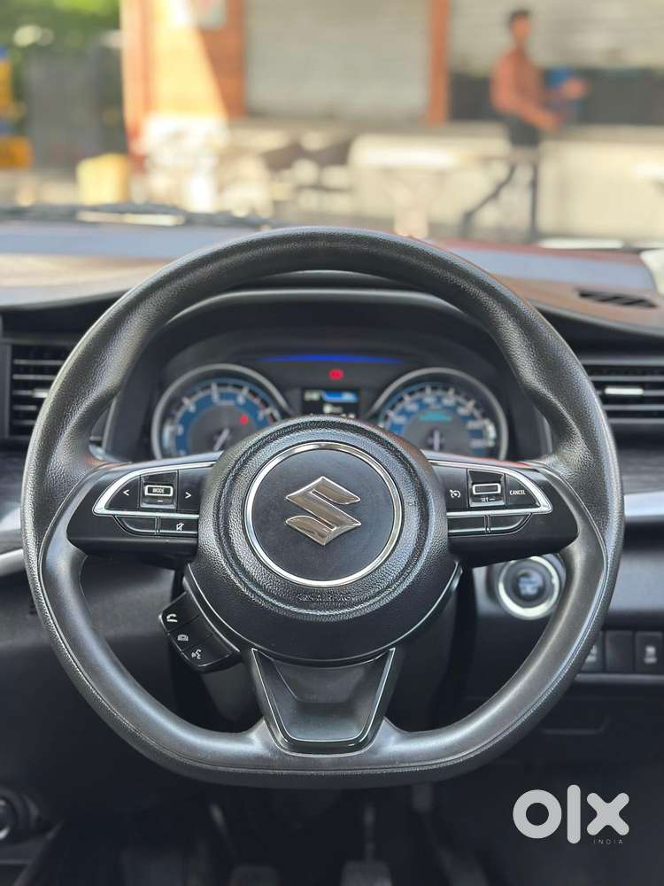 Maruti Suzuki Xl6 1.5 Zeta Mt, 2022, Petrol