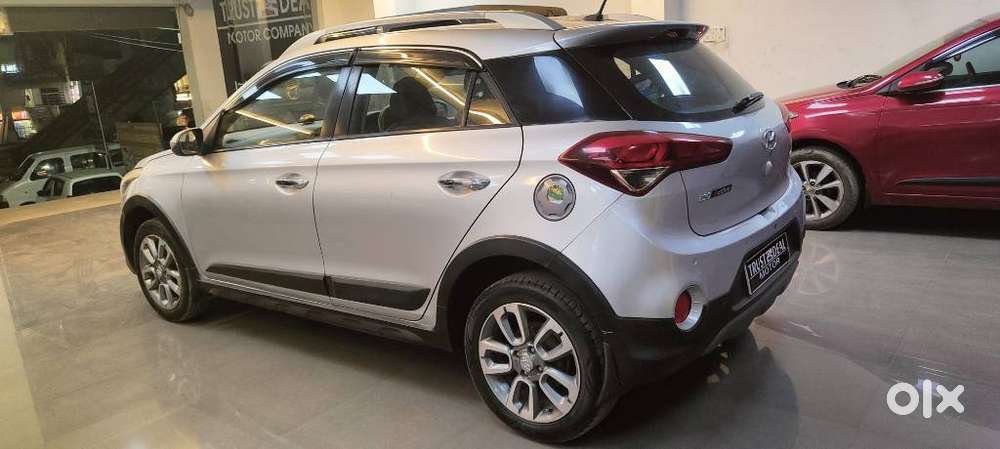 Hyundai I20 Active Sx Petrol, 2017, Petrol