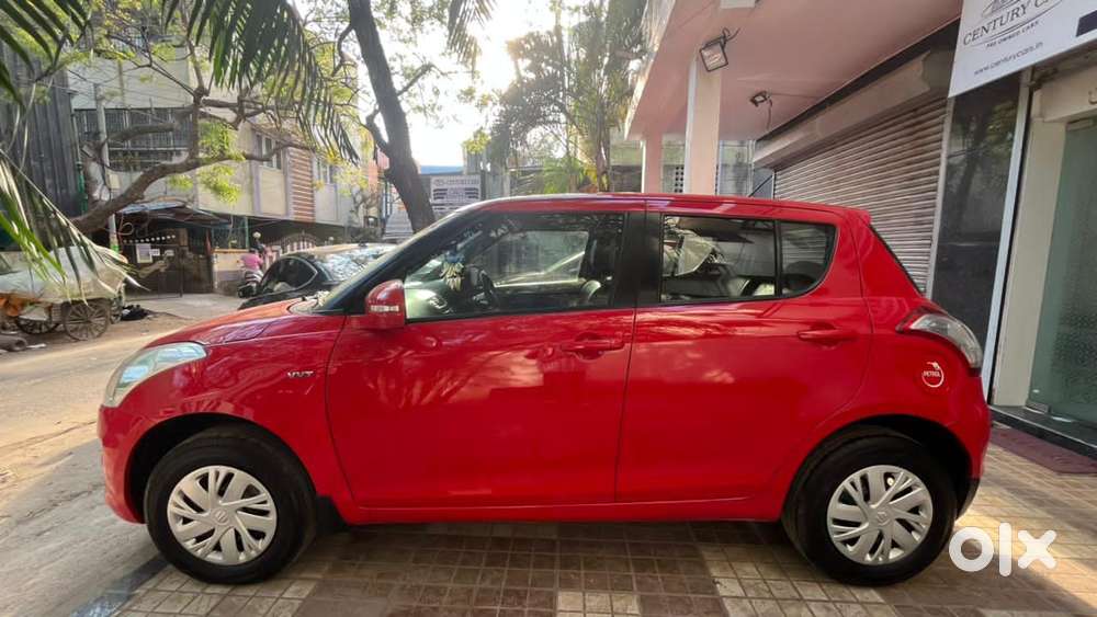 Maruti Suzuki Swift 1.2 Vxi (o), 2017, Petrol