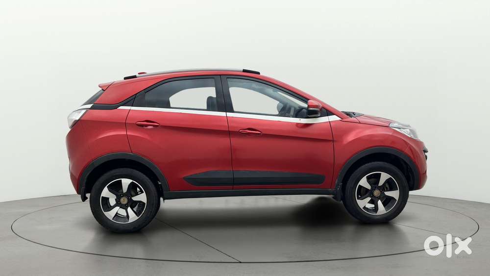 Tata Nexon 1.2 Revotron Xz Plus, 2017, Petrol