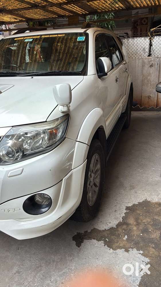 Toyota Fortuner Diesel 2012