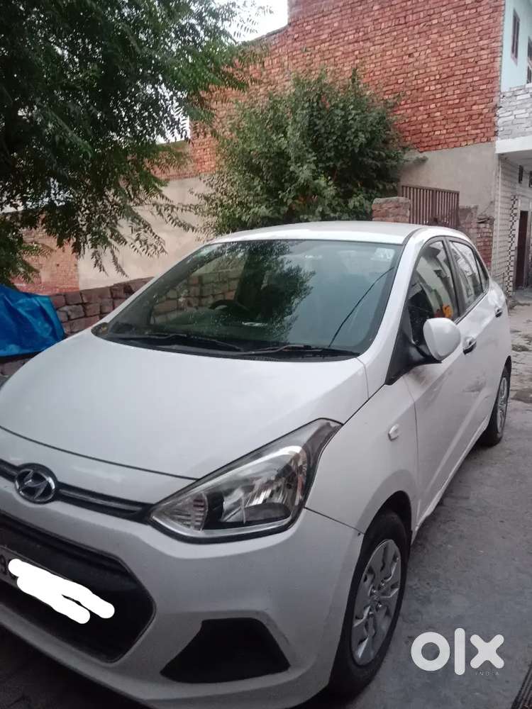 Hyundai Xcent Base 2016