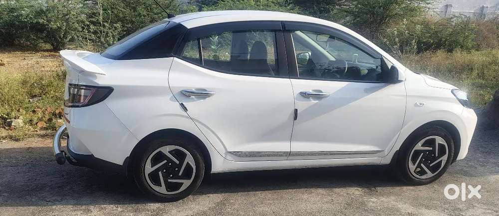 Hyundai Aura Petrol Manual 2025