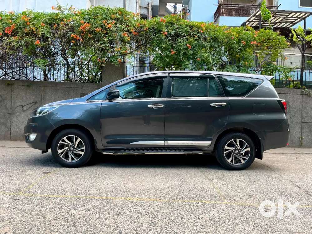 Toyota Innova Crysta [2020-ongoing] 2.4 Gx 7 Str, 2022, Diesel