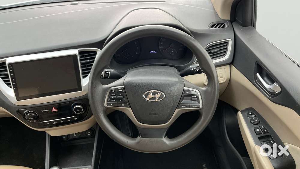 Hyundai Verna 1.6 Vtvt Sx, 2018, Petrol