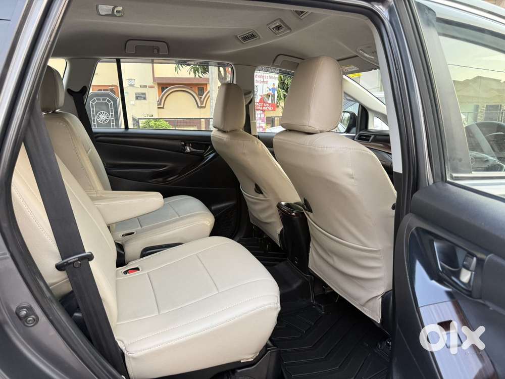 Toyota Innova Crysta [2020-ongoing] 2.4 Gx At 7 Str, 2022, Diesel