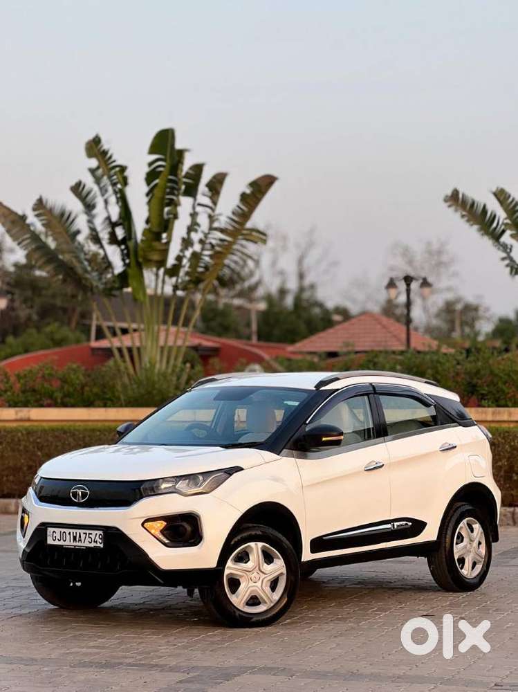 Tata Nexon 1.2 Revotron Xma Amt, 2021, Petrol