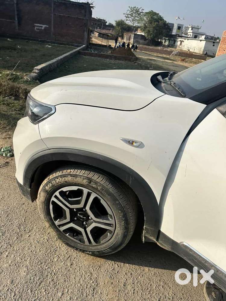 Kia Sonet 2023 Petrol Well Maintained