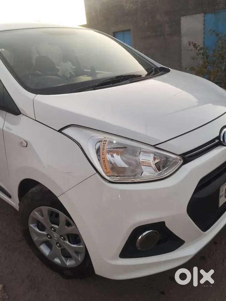 Hyundai Grand I10 2015 Cng & Hybrids Good Condition