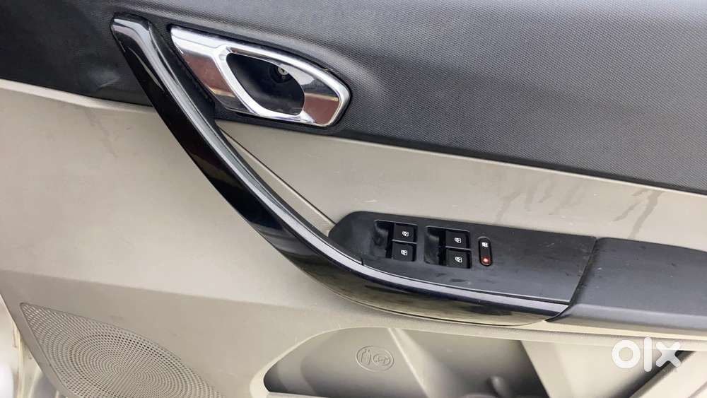 Tata Tiago 1.2 Revotron Xz, 2018, Petrol