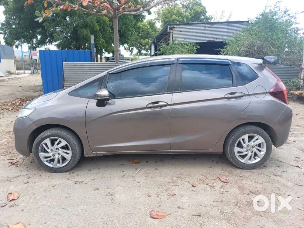 Honda Jazz 2016 Petrol Well Maintained
