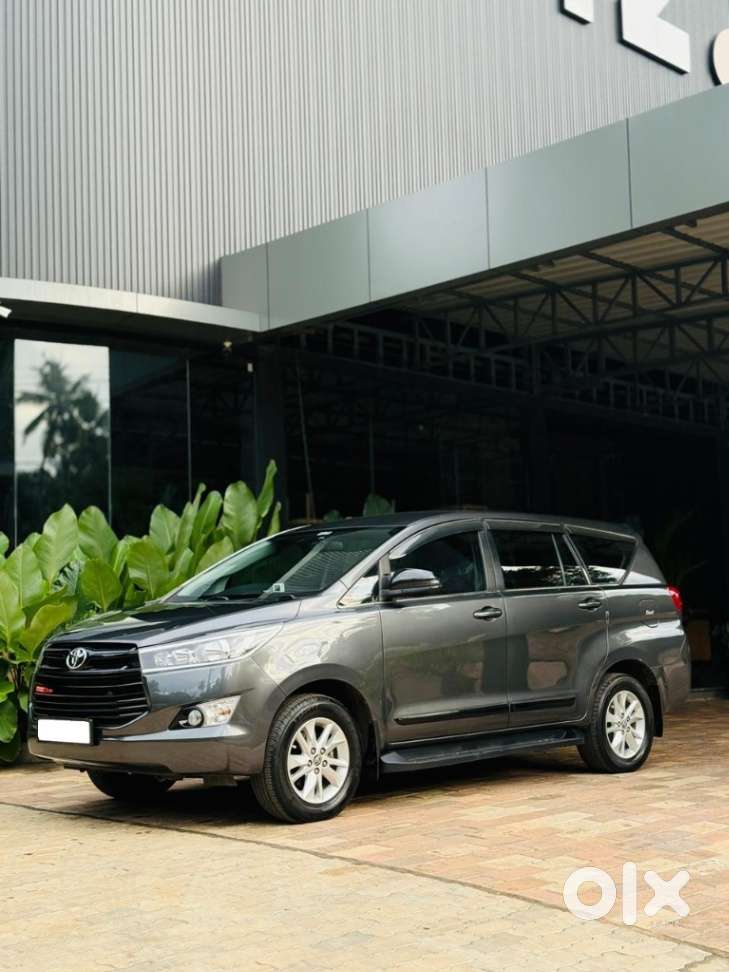 Toyota Innova Crysta, 2016, Diesel