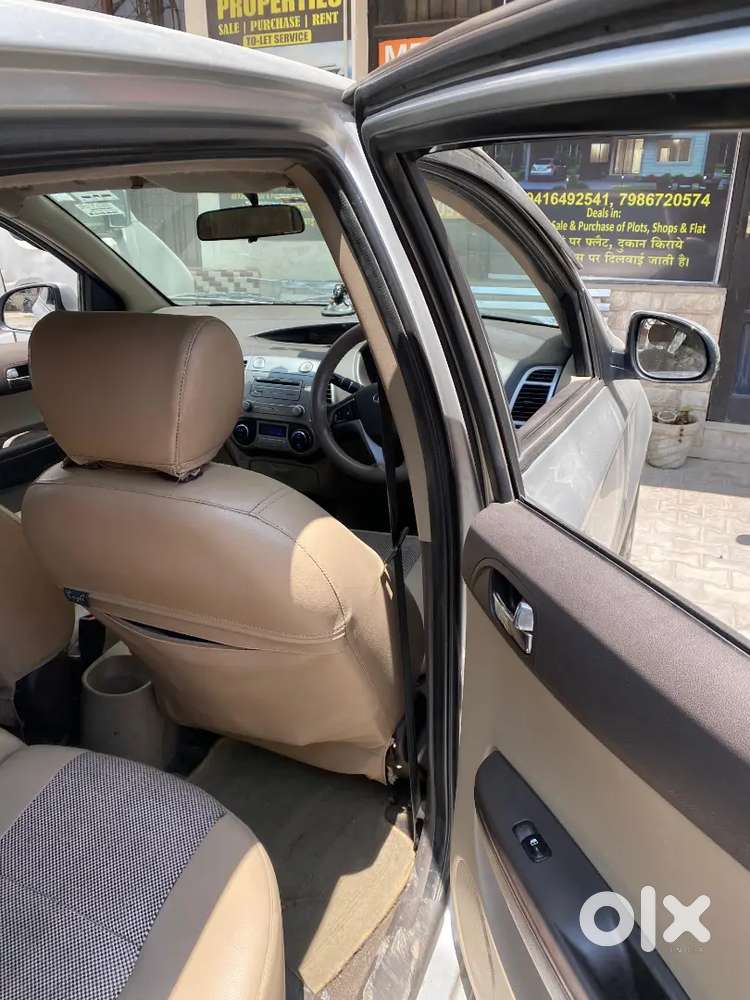 Hyundai I20 2010 Petrol Well Maintained