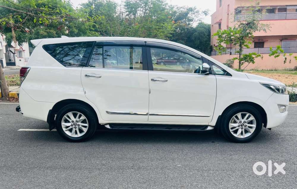 Toyota Innova Crysta 2.7 Gx Mt, 2019, Diesel