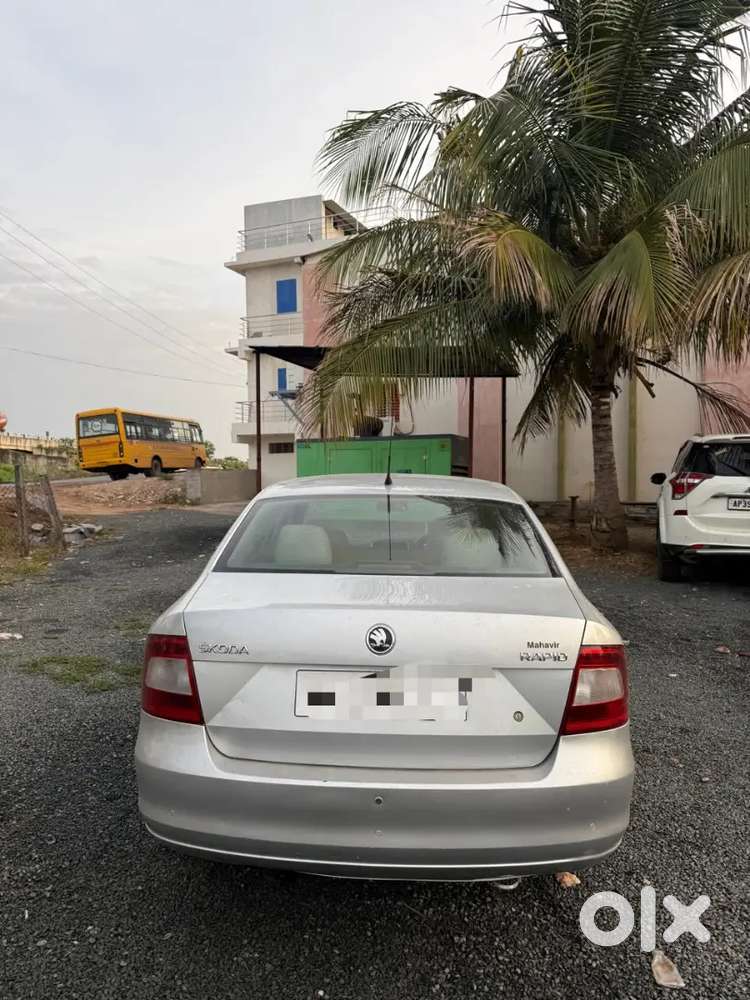 Skoda Rapid Elegance 2015