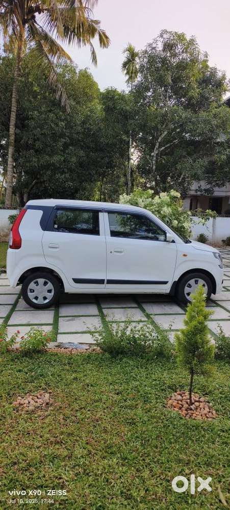 Maruti Suzuki Wagon R Vxi Amt Opt, 2024, Petrol