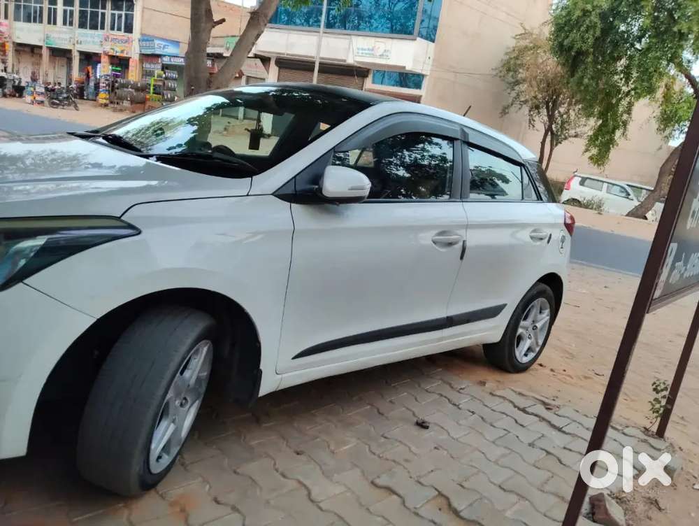 Hyundai I20 2017 Petrol 97000 Km Drive