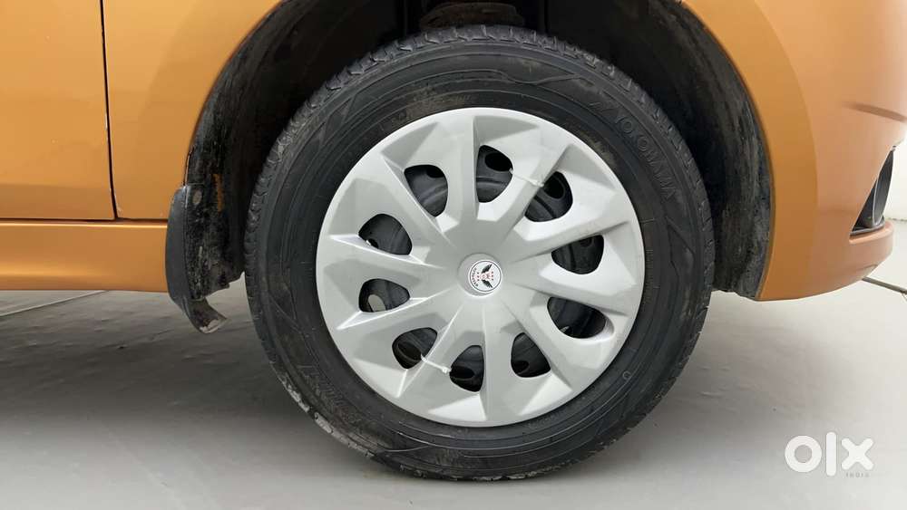 Tata Tiago 1.2 Revotron Xt, 2017, Petrol