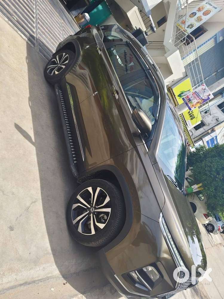 Mg Hector Plus