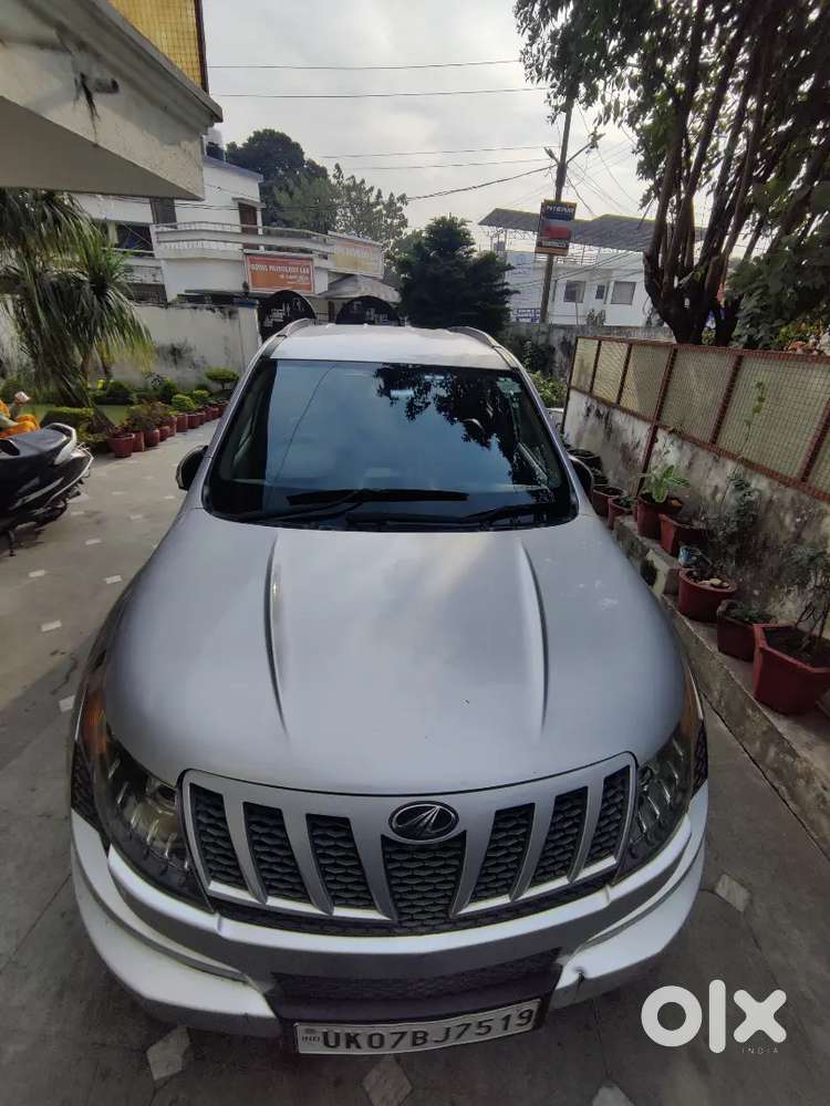 Mahindra Xuv500 Diesel Single Hand Use, Well Maintained.