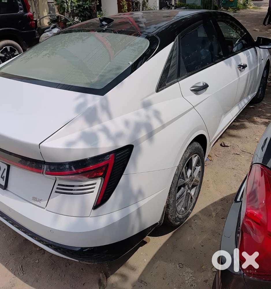 Hyundai Verna Sx Petrol At, 2023, Petrol