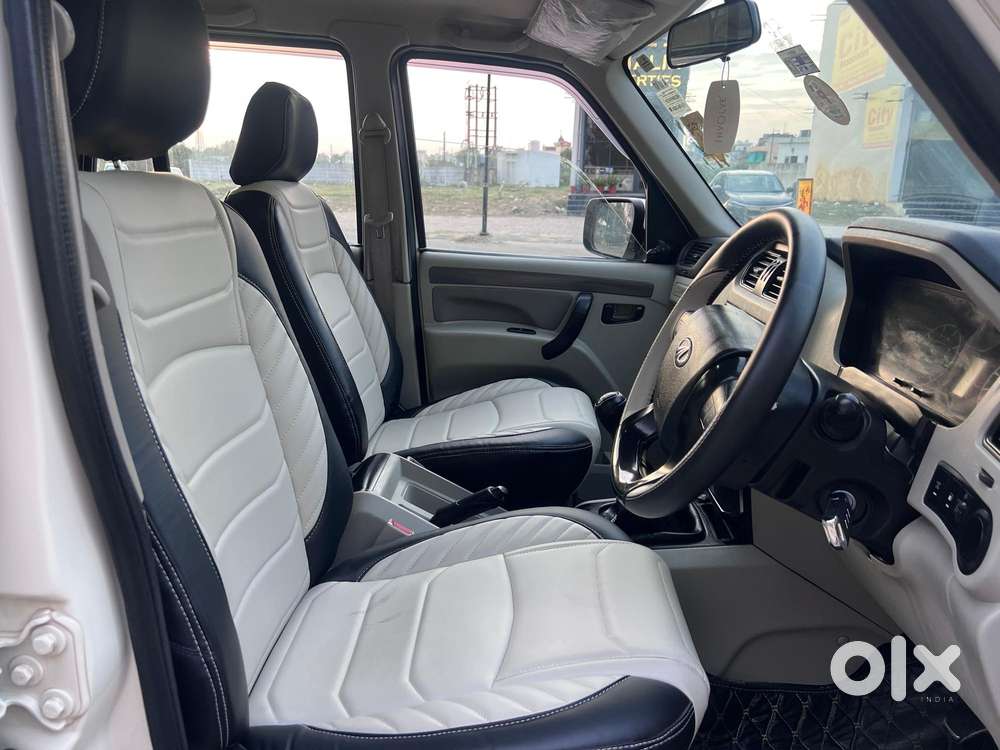 Mahindra Scorpio Classic, 2020, Diesel