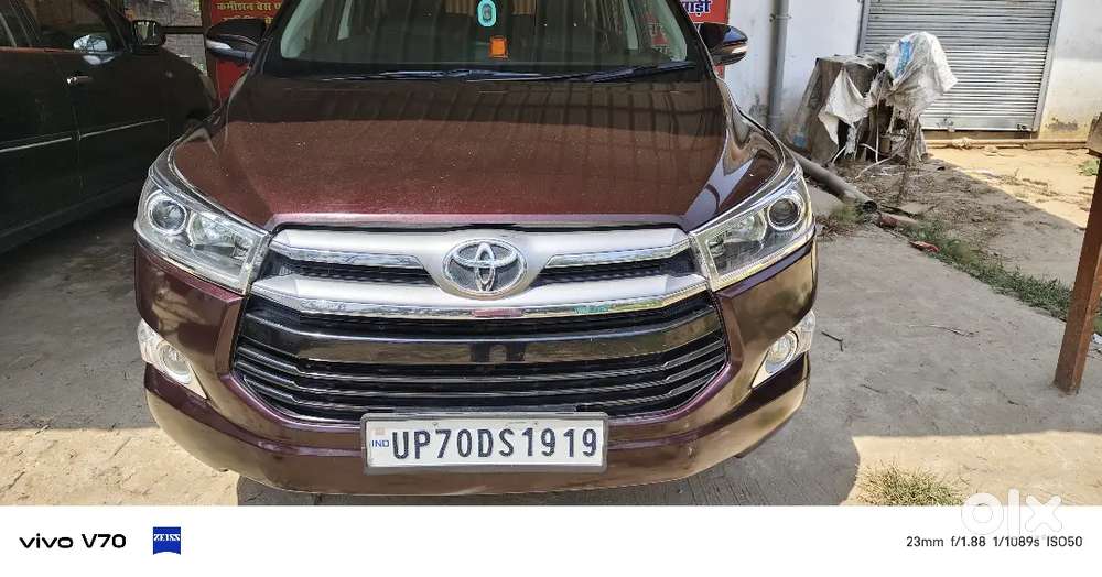 Toyota Innova Crysta 2017 Diesel 67000 Km Driven
