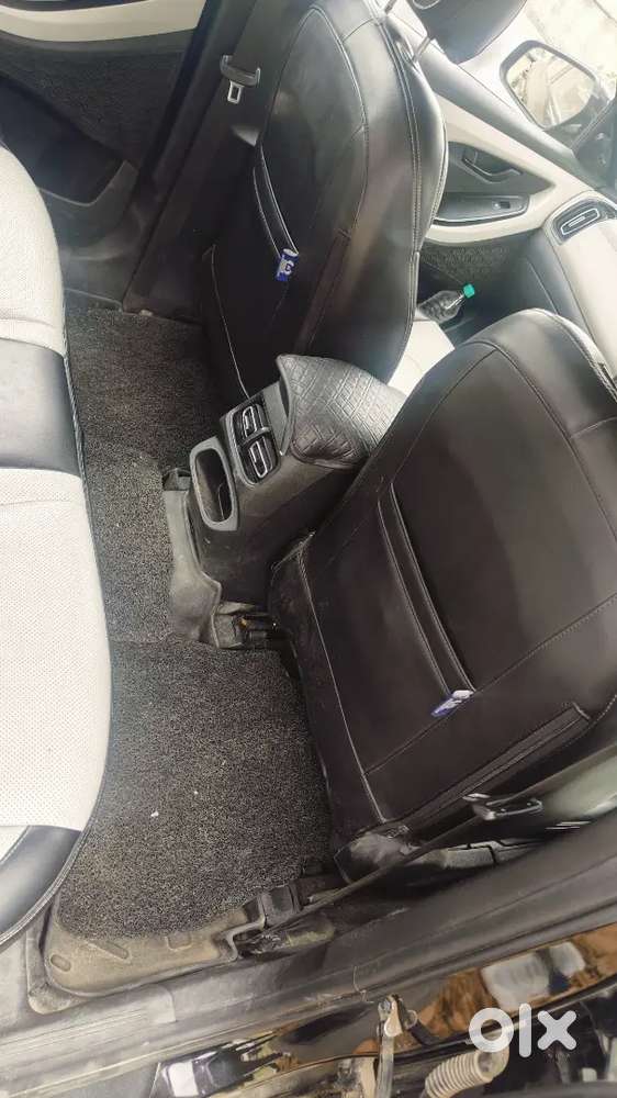 Hyundai Creta Facelift 2023 Diesel 34000 Km .