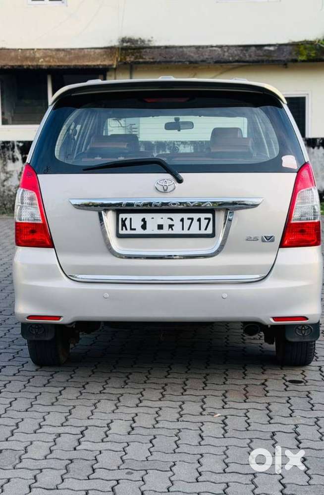 Toyota Innova 2.5 V 7 Str, 2013, Diesel