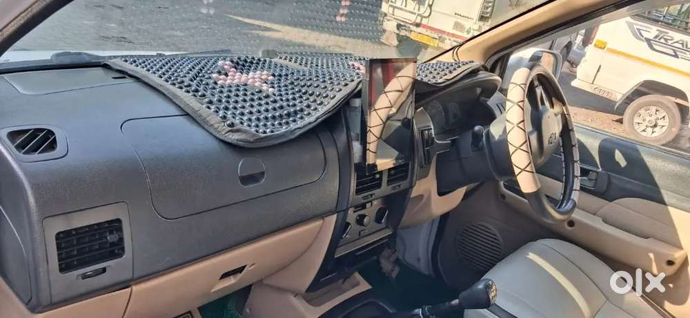 Chevrolet Tavera Neo 2017 Diesel Car