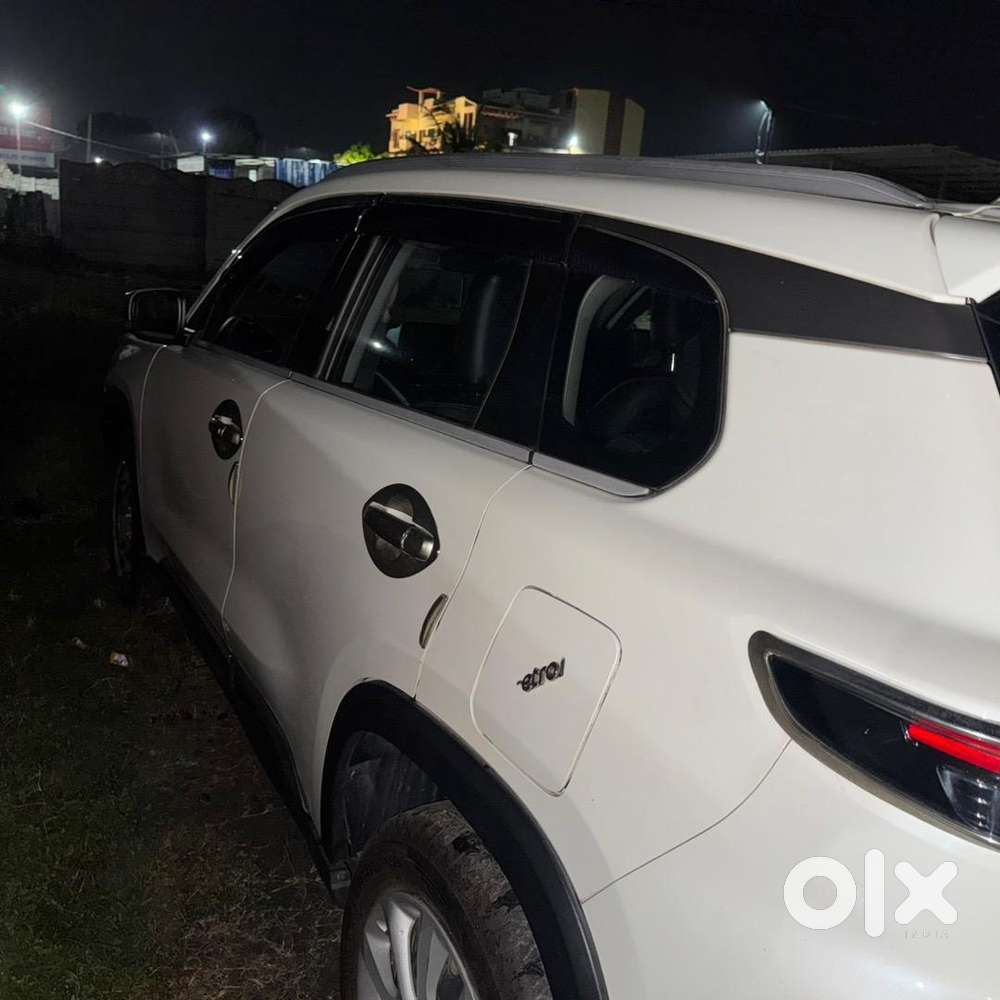 Maruti Suzuki Grand Vitara 2023 Petrol 32500 Km Driven