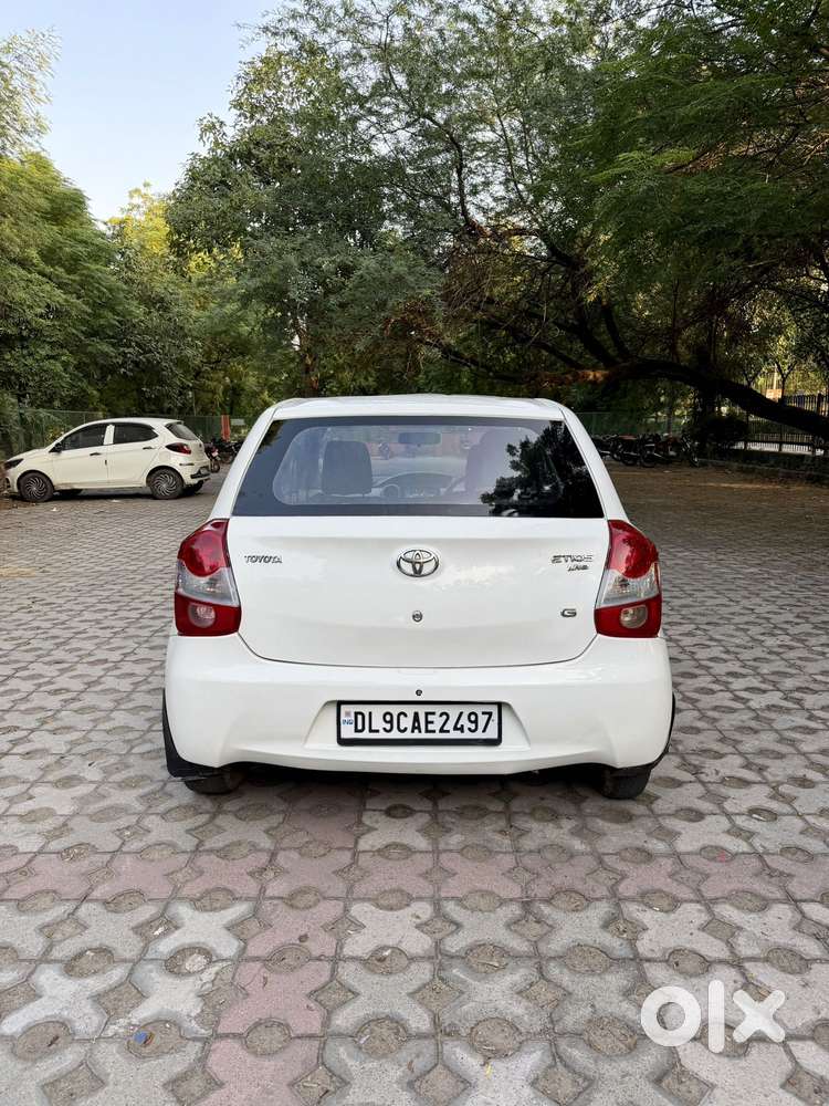 Toyota Etios Liva G Exclusive, 2015, Cng & Hybrids