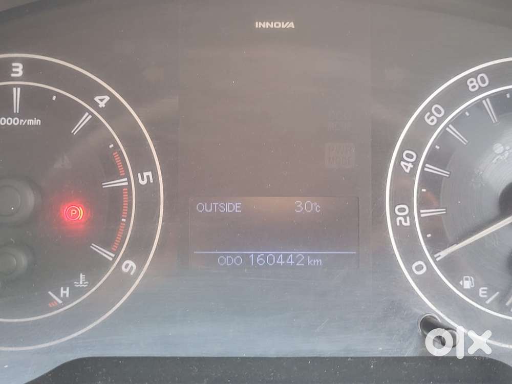 Toyota Innova Crysta 2.4 G Mt 8s, 2017, Diesel