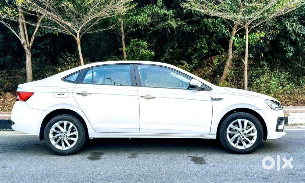 Skoda Slavia Ambition 1.5l Tsi Mt, 2023, Petrol
