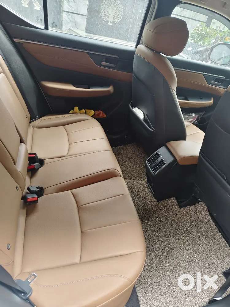 Honda Elevate 2025 Zx  Petrol 5800 Km Driven