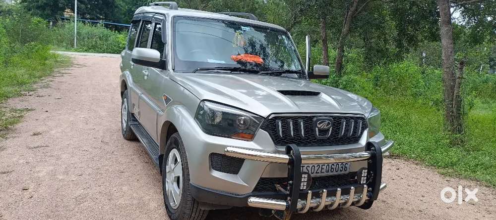 Mahindra Scorpio Classic 2016 Diesel Manual