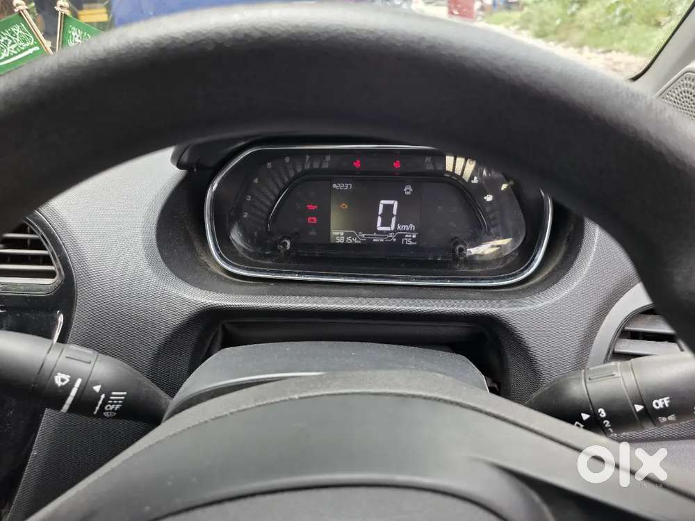 Tata Tiago Revotron  19 Dec 2024