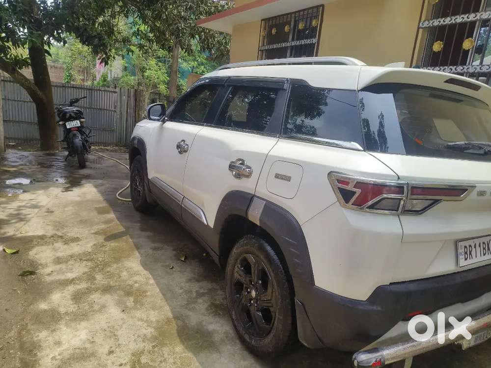 Maruti Suzuki Brezza 2024 Petrol Well Maintained