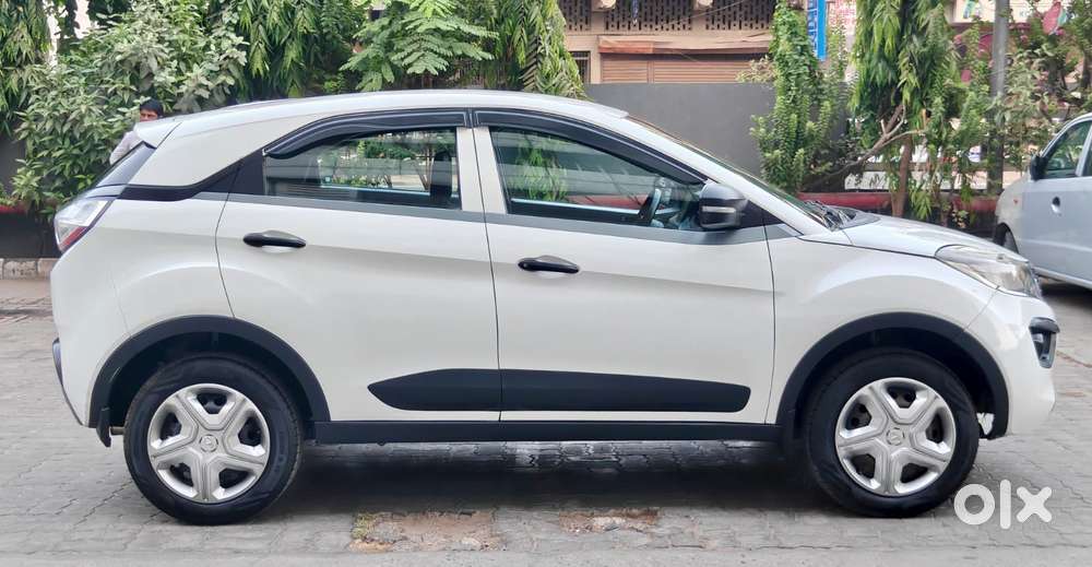 Tata Nexon 1.2 Revotron Xe, 2019, Cng & Hybrids