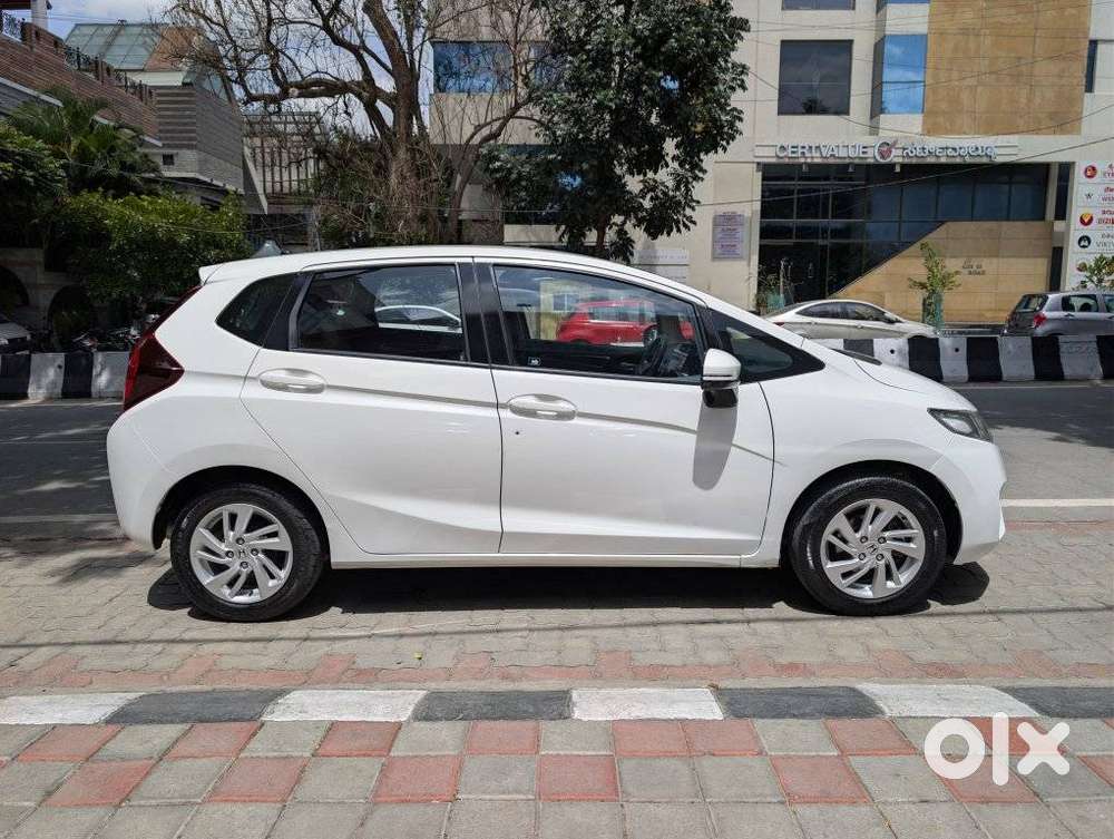 Honda Jazz V Automatic, 2015, Petrol