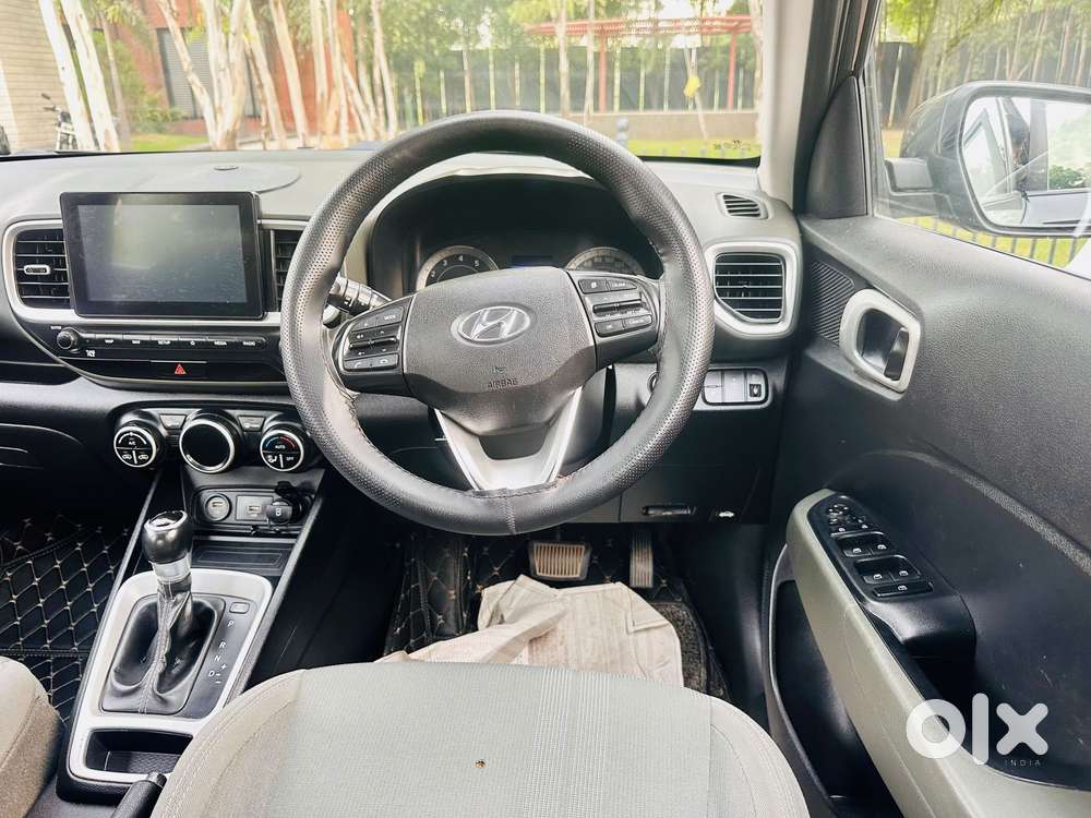 Hyundai Venue 1.0 Sx Plus Turbo Dct Dual Tone, 2019, Petrol