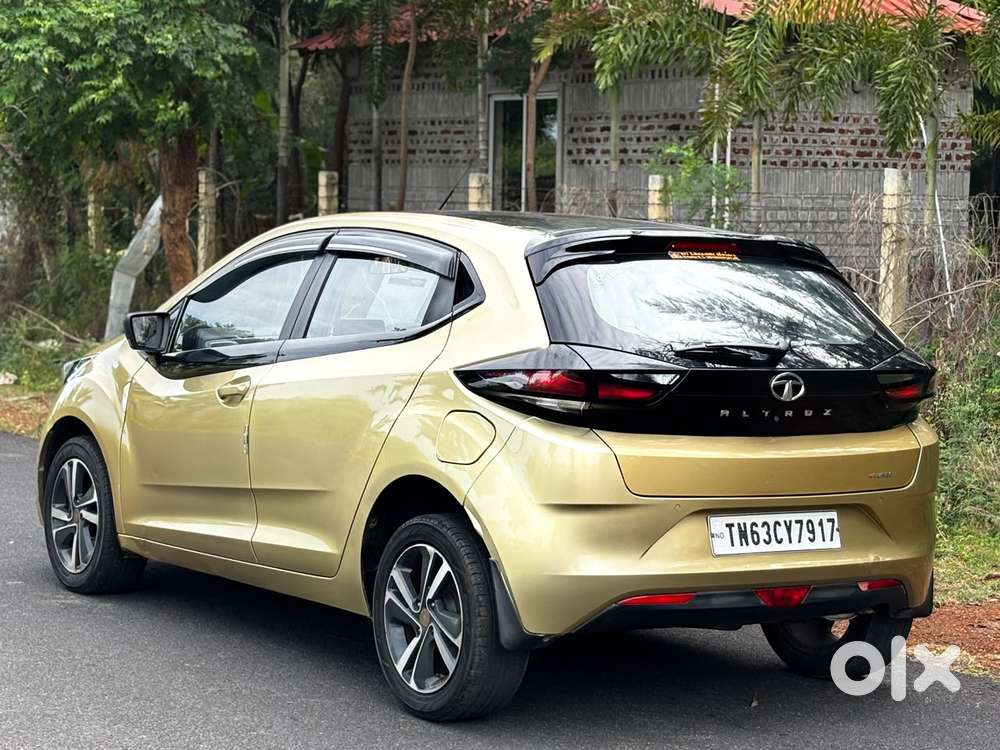 Tata Altroz, 2022, Petrol