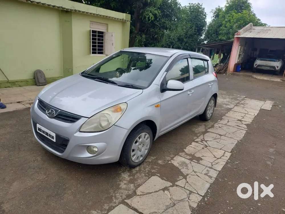 Hyundai I20 2011 Cng In Good Condition