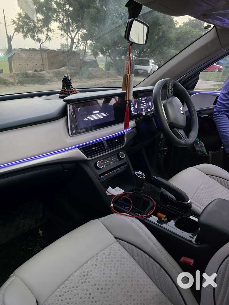 Mahindra Xuv700 Petrol 2022