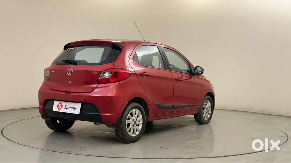 Tata Tiago Xza, 2017, Petrol
