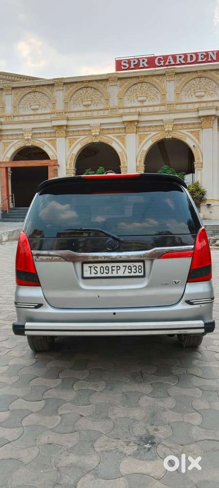 Toyota Innova 2.5 Vx 7 Str Bs-iii, 2011, Diesel