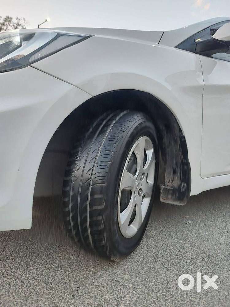 Hyundai Verna Ex 1.6 Vtvt At, 2014, Cng & Hybrids