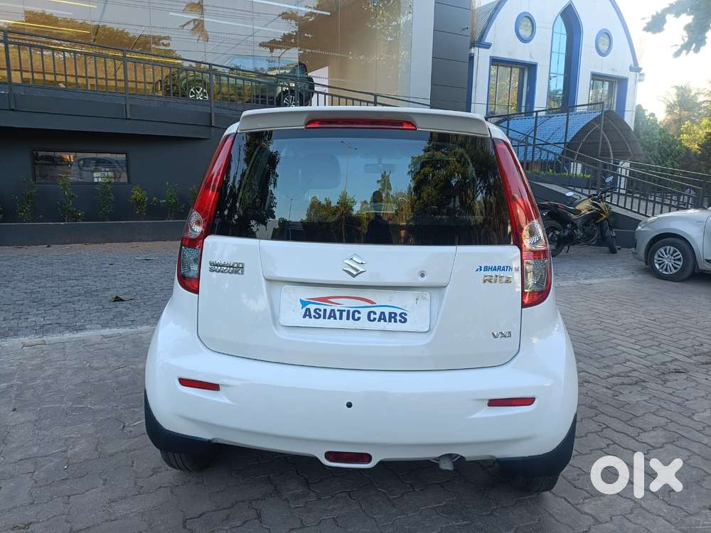 Maruti Suzuki Ritz Vxi, 2014, Petrol